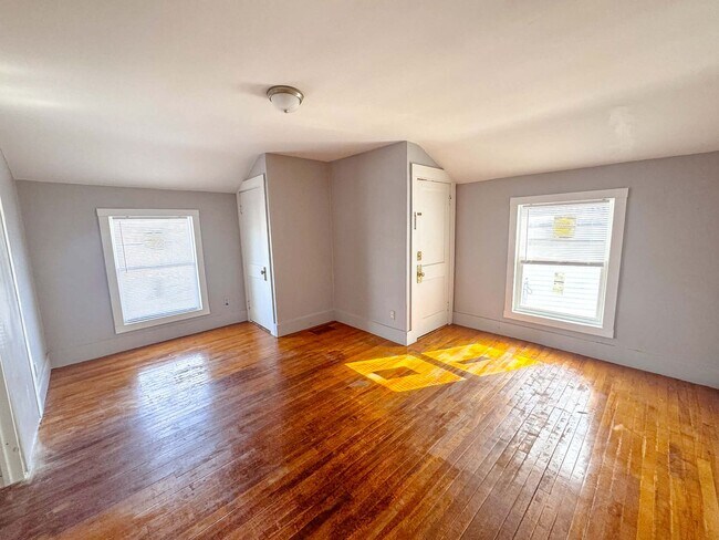 Building Photo - FSC LLC