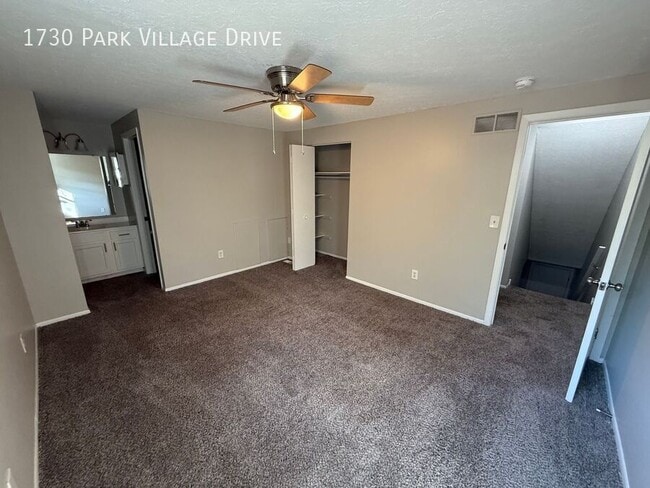 Building Photo - 1730 Park Village Dr