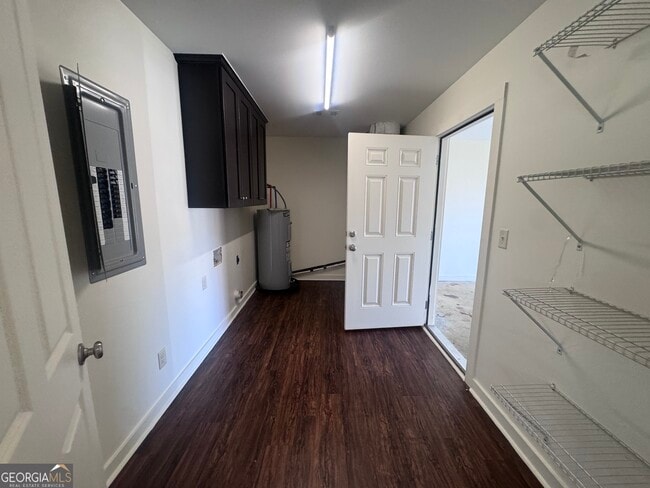 Building Photo - 135 Shuman Ln
