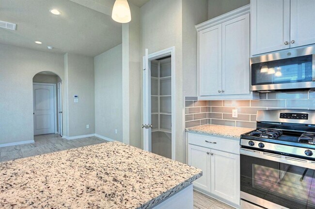 Building Photo - 8739 Tubelo Mill Dr