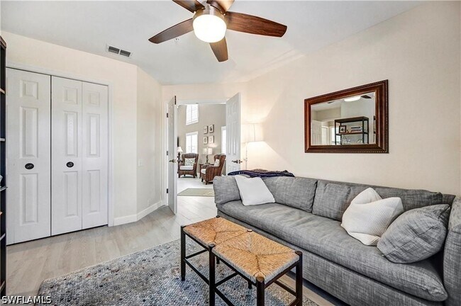 Building Photo - 13900 Southampton Dr