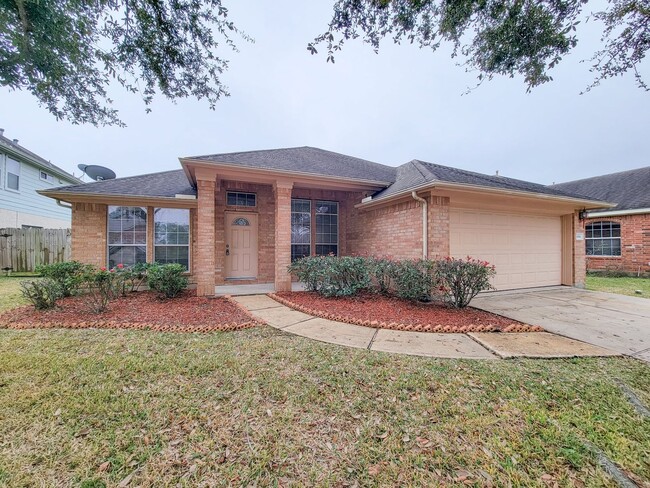 Building Photo - Stunning 3-Bedroom Dream Home in a Quiet Cul-de-Sac!