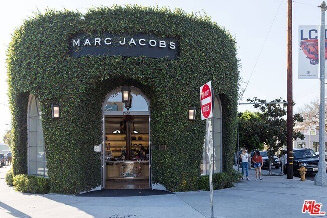 Building Photo - 8380 Waring Ave