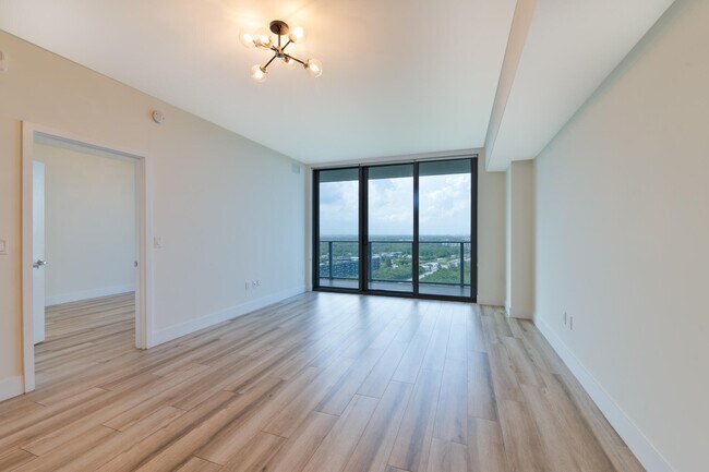 Building Photo - 16385 Biscayne Blvd