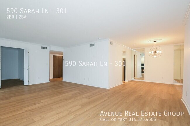 Building Photo - 590 Sarah Ln