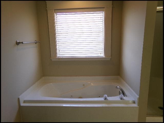 Building Photo - 31 Congressional Dr