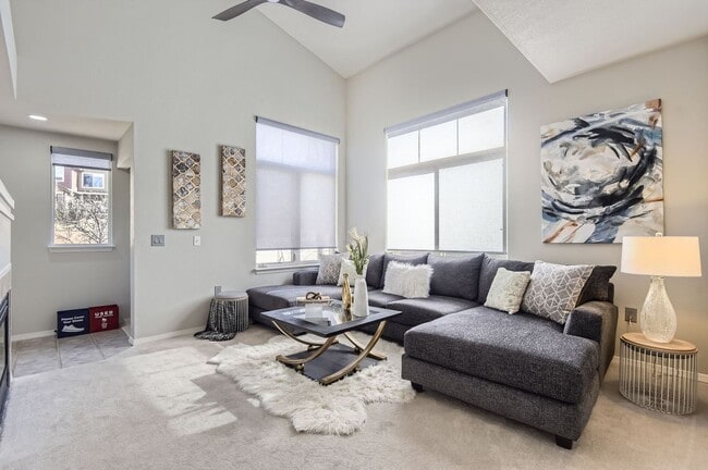 Building Photo - 6444 Silver Mesa Dr