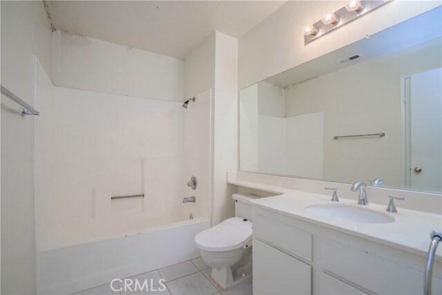 Building Photo - 16501 Stonehaven Ct