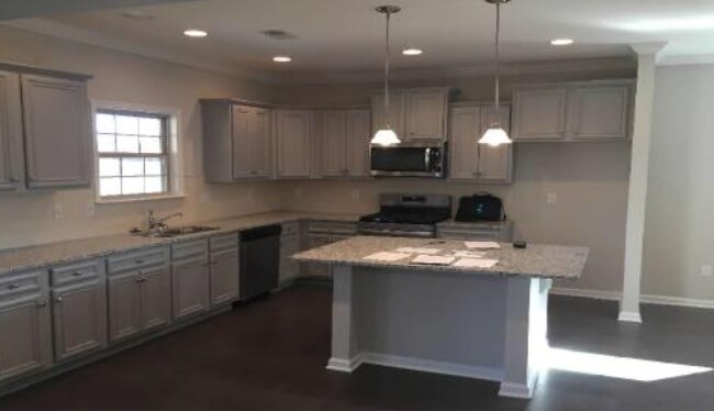 Building Photo - 222 Press Way