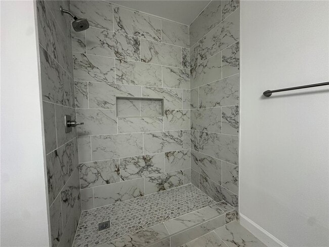 Building Photo - 136 Daniel Moore Ave