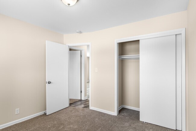 Building Photo - 3073 W Ruskin Ct