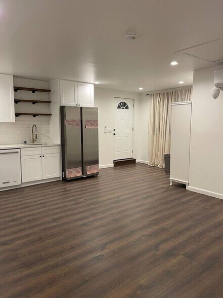 Building Photo - 24104 Highlander Rd