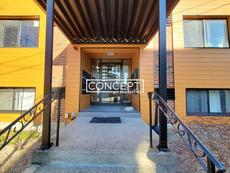 Building Photo - 14 Murdock St