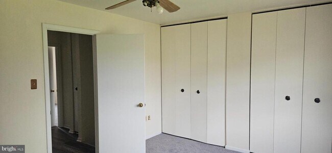 Building Photo - 229 Ritter Pl