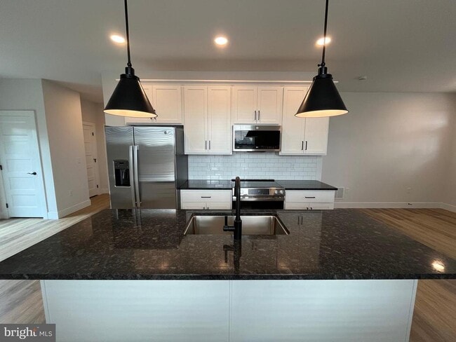 Building Photo - 14 Ringneck Cir