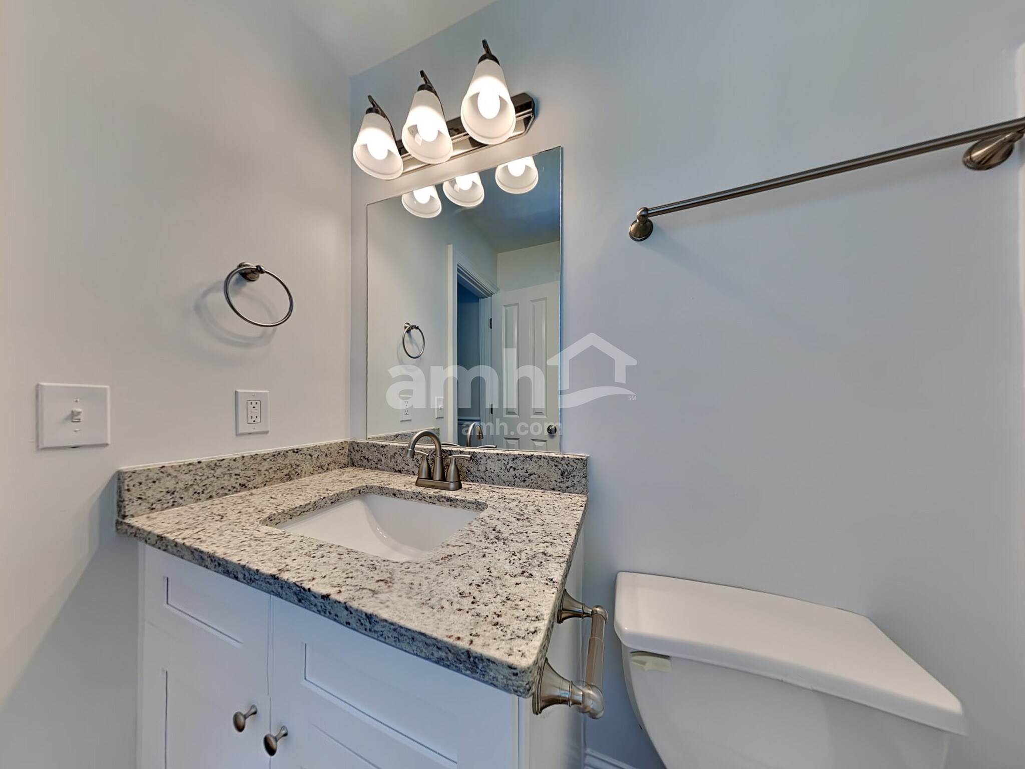 Building Photo - 155 Birchwood Pass