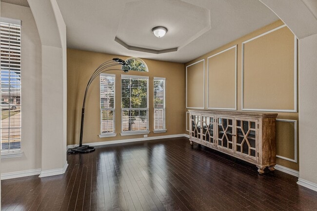 Building Photo - 14020 Sparrow Hill Dr