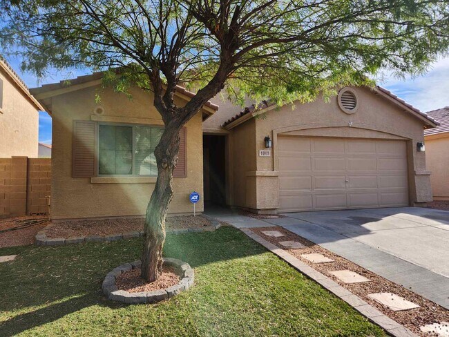 Primary Photo - 44049 W Neely Dr
