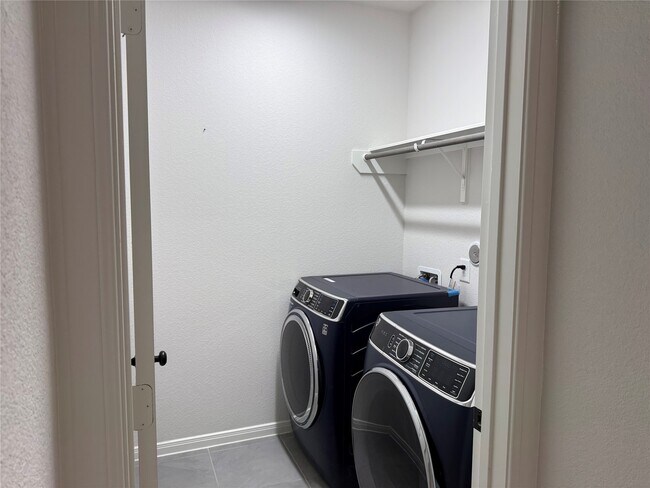 Building Photo - 18314 Midnight Stone Ln