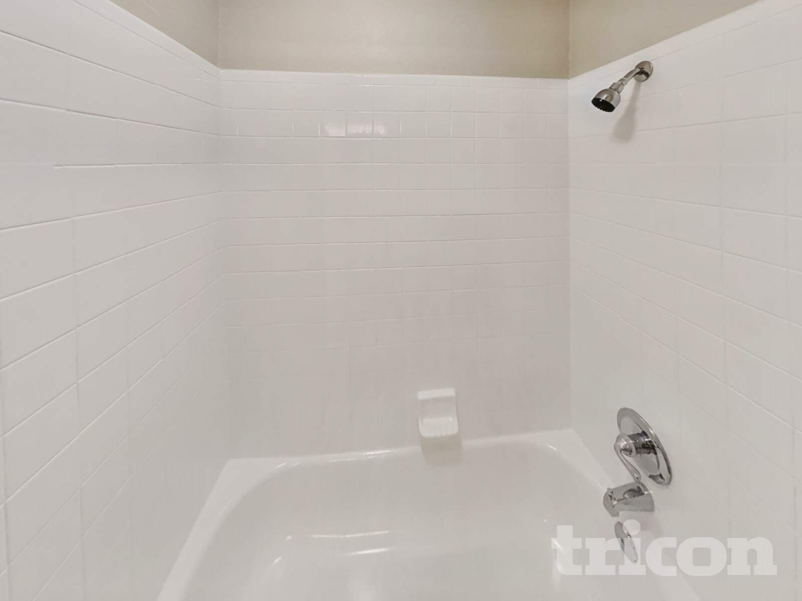 Building Photo - 1844 Hunting Green Dr