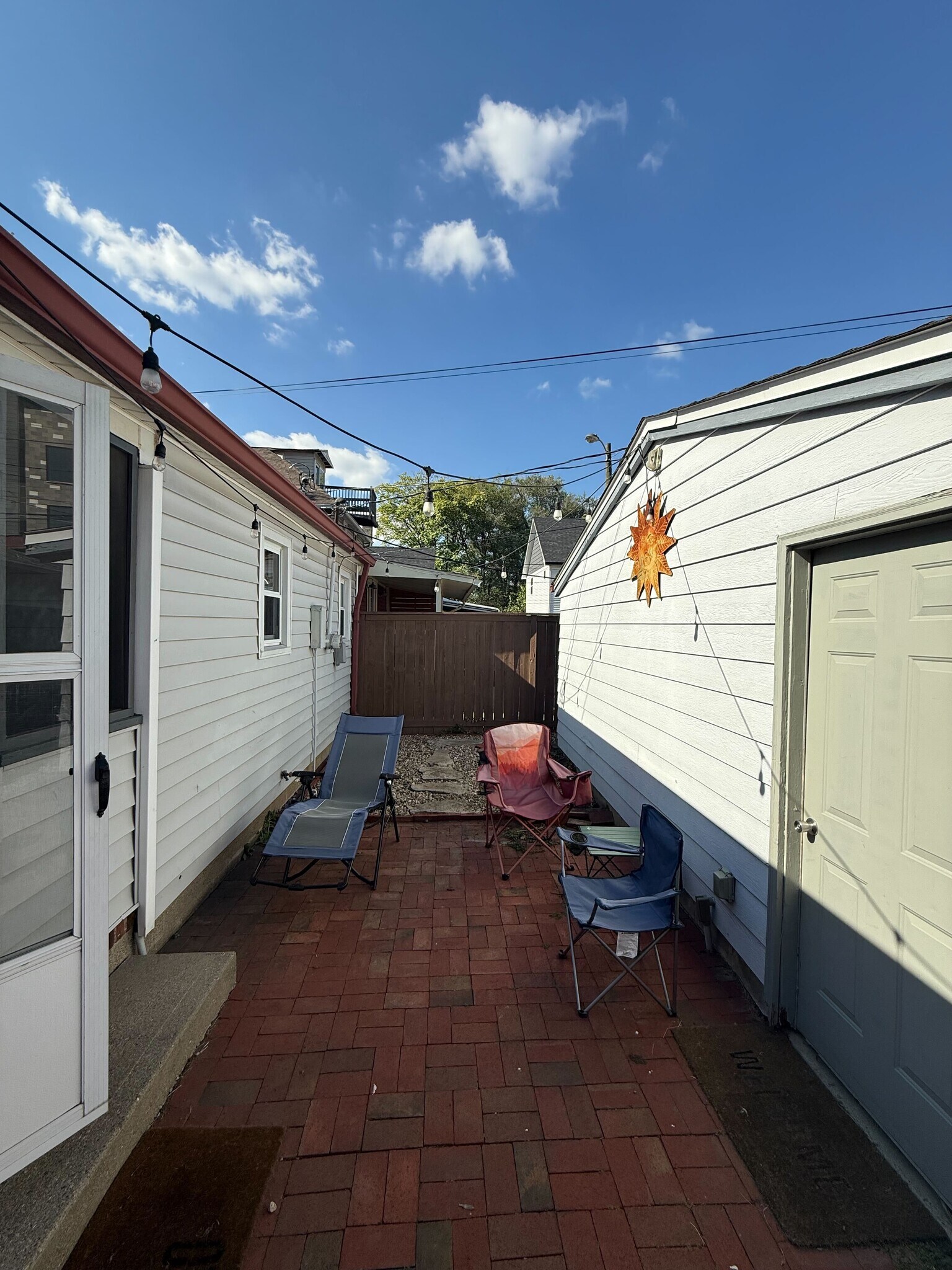 Building Photo - 930 Lexington Ave