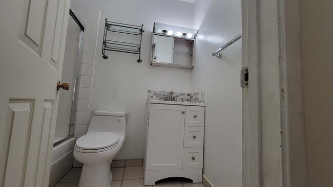 Building Photo - 5511 Eagles Ln