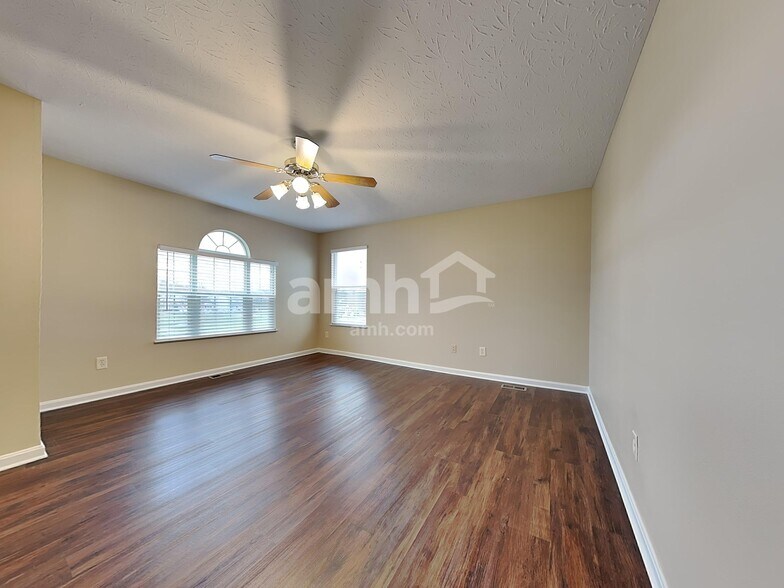 Building Photo - 2537 Keller Ct