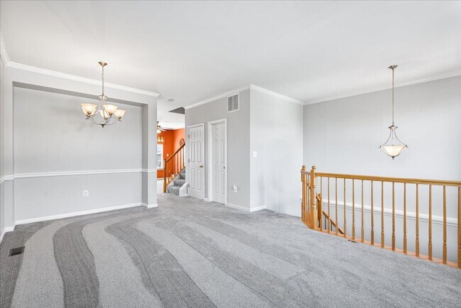 Building Photo - Close to I-95 and Downtown Fredericksburg