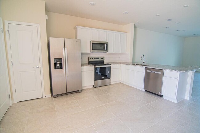 Building Photo - 4647 Green Palm Ln
