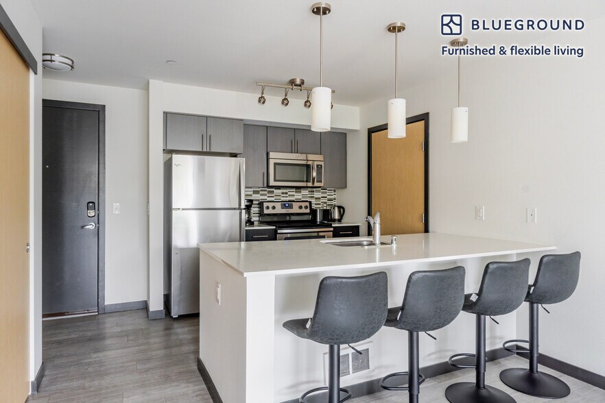 Building Photo - 15522 Northeast 22nd Place-SI FL3-ID904