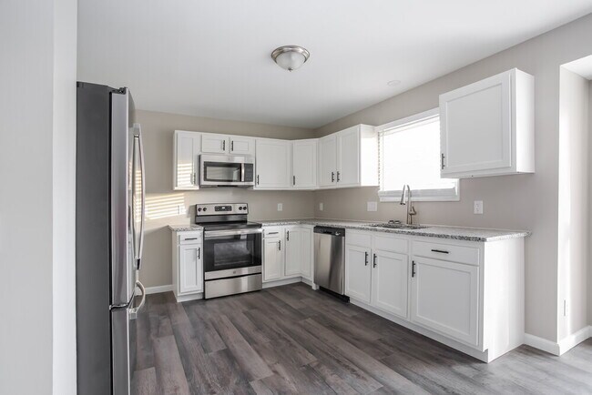 Building Photo - 3787 Pendent Ln