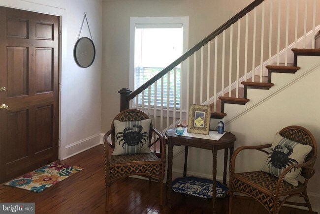 Building Photo - 313 S Morris St