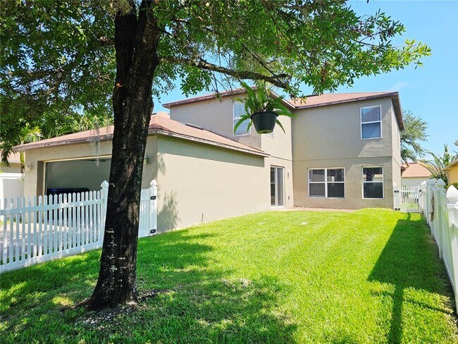 Building Photo - 13876 Red Mangrove Dr