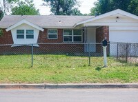 Building Photo - 3408 SW 21st St