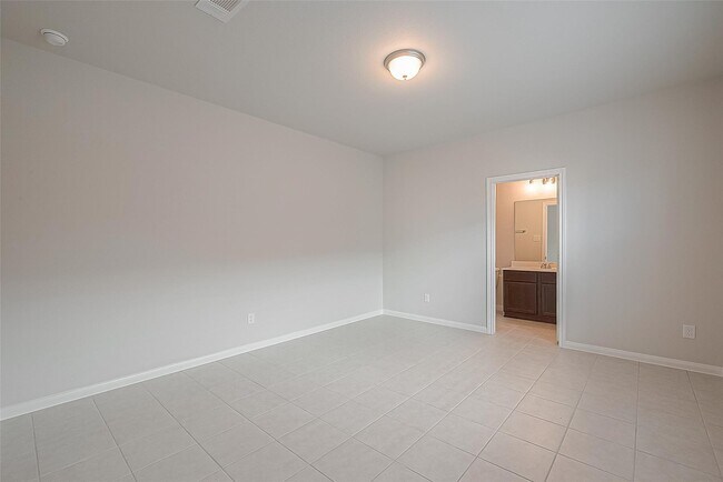 Building Photo - 31139 Mahogany Fir Trl