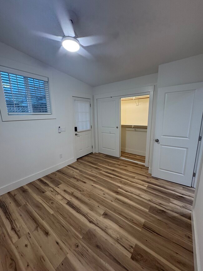 Building Photo - 1207 Humboldt St