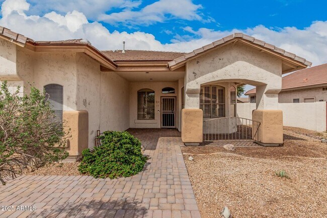 Building Photo - 6516 W Matilda Ln