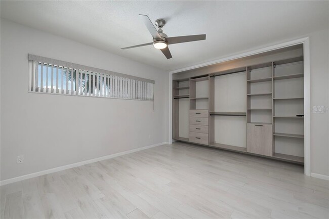 Building Photo - 770 Island Way