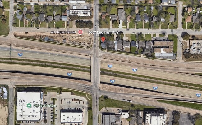 Building Photo - 5637 Birchman Ave