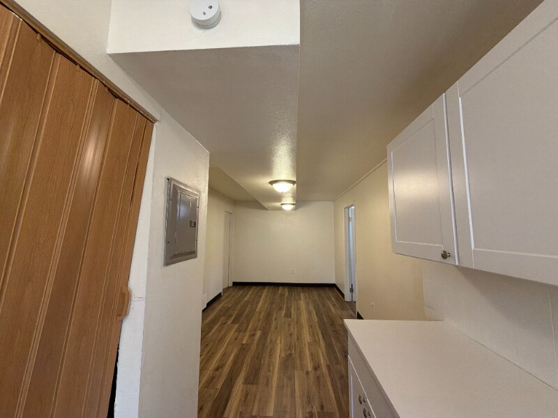 Building Photo - 1500 8th St