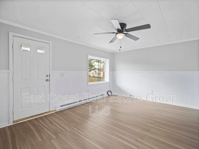 Building Photo - 528 Hack Wilson Way