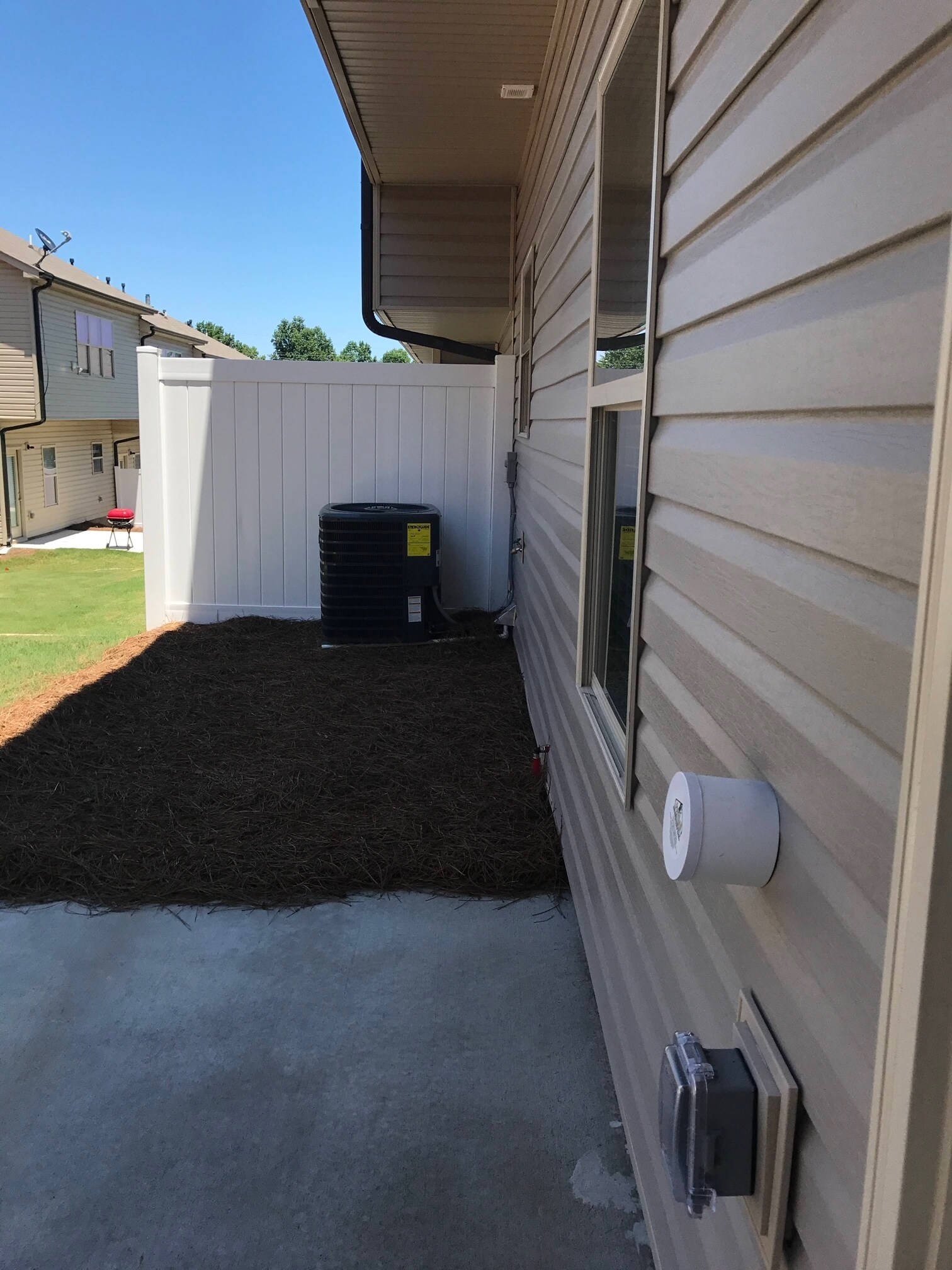 Building Photo - 348 Turtle Creek Dr