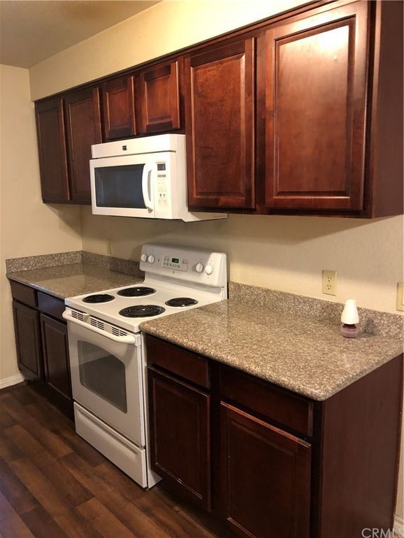 Building Photo - 2606 S Durango Dr