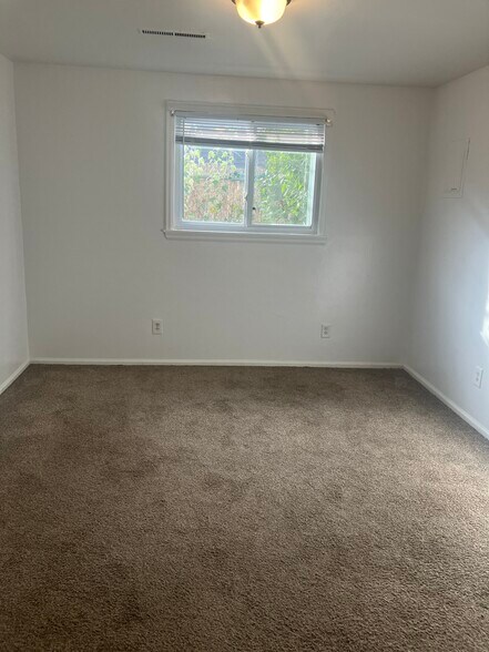 Building Photo - 4225 Hawg Wild Rd