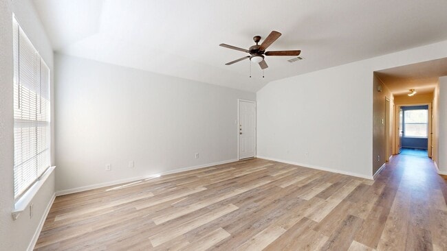 Building Photo - AMAZING REMODELED DUPLEX BY FORT HOOD!!!!