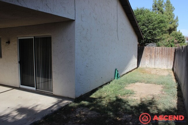Building Photo - 4609 Baybrook Way