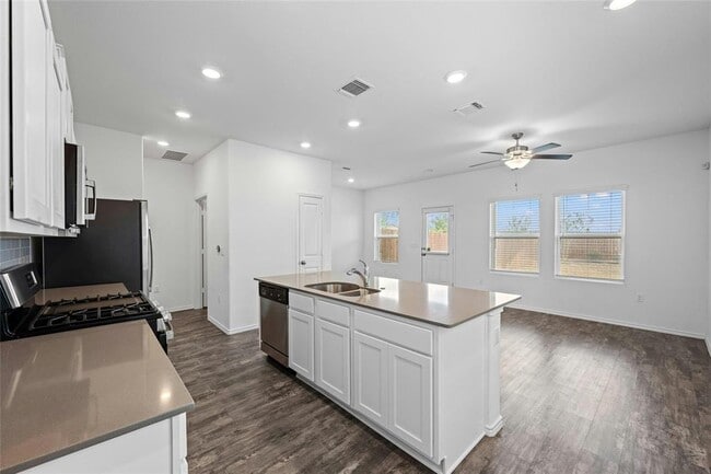 Building Photo - 15216 Spruce Frost Cv