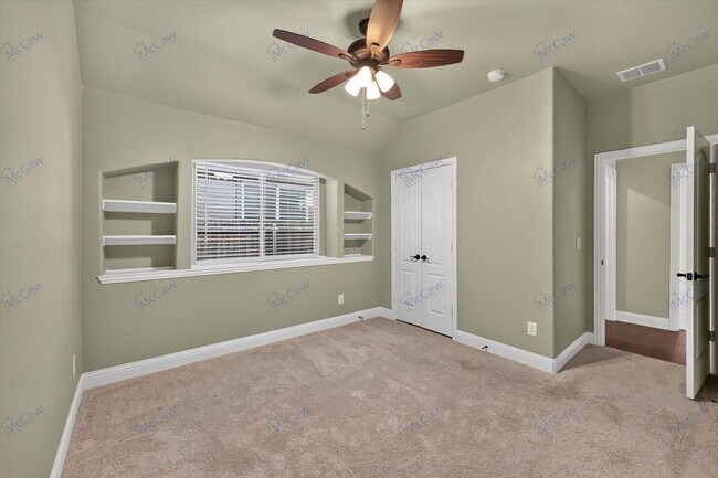 Building Photo - 1416 Alexander Dr