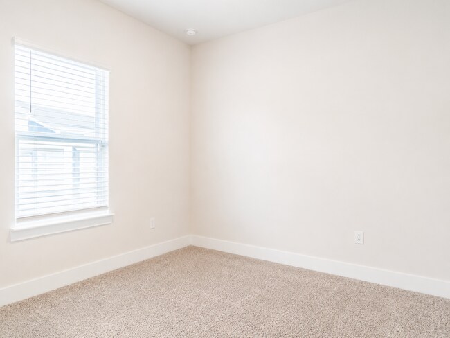 Building Photo - 6242 Jenks Dr