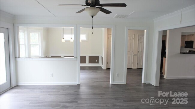 Building Photo - 2309 Ivy Run Dr